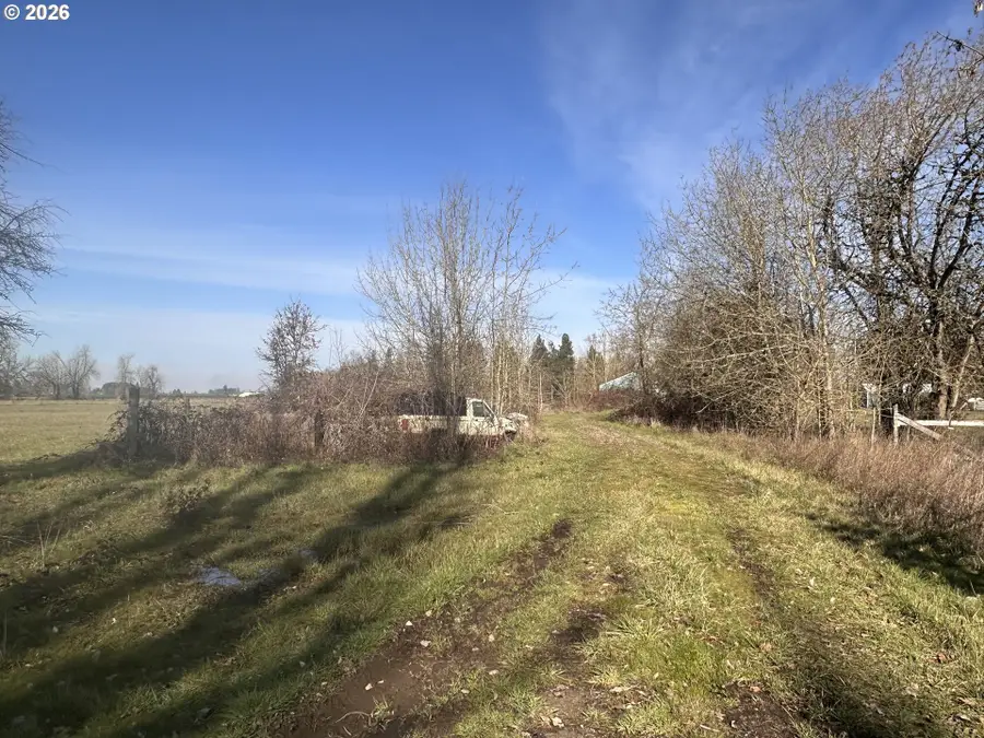 11637 S Toliver, Molalla, OR 97038 - #2