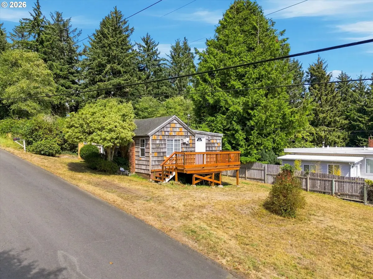 1418 NE Oar Ave, Lincoln City, OR 97367 - #1