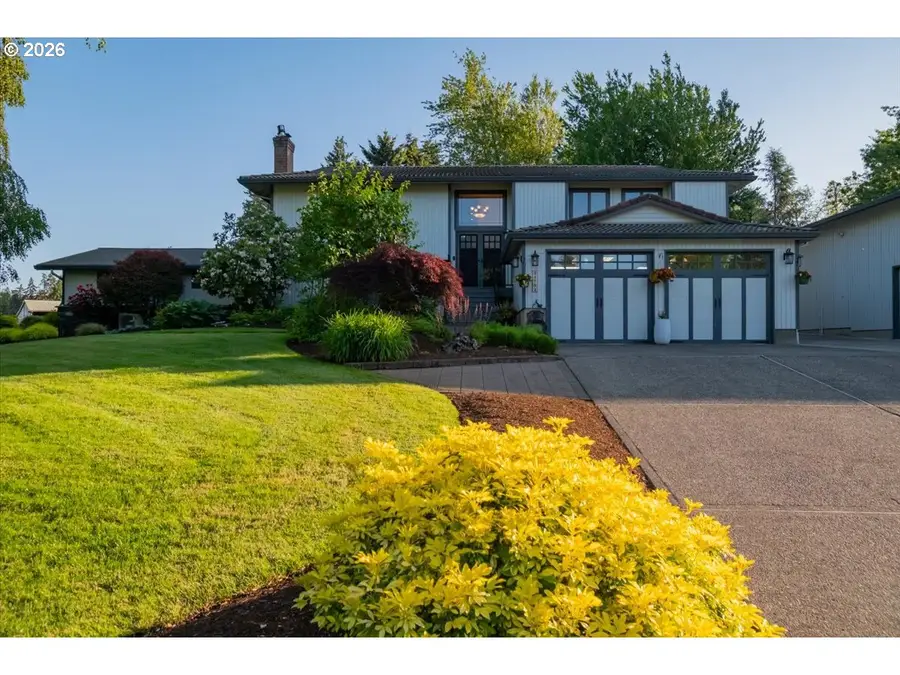 24752 NE Prairie View Dr, Aurora, OR 97002 - #3