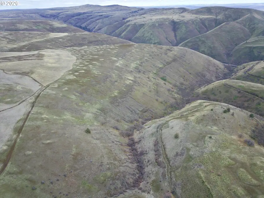 J Hix Rd, Dufur, OR 97021 - #2