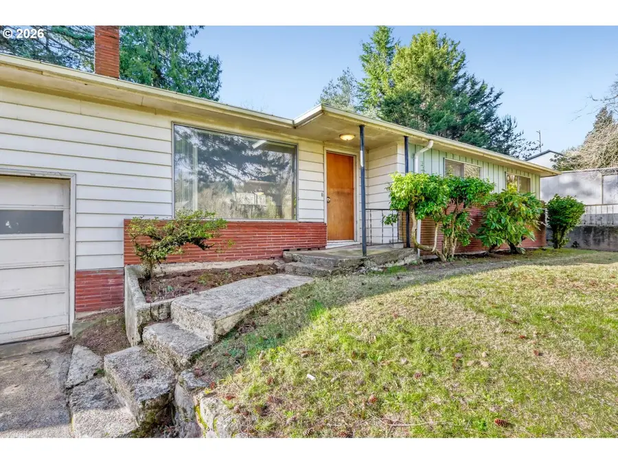 6615 SW Canyon Dr, Portland, OR 97225 - Image #2