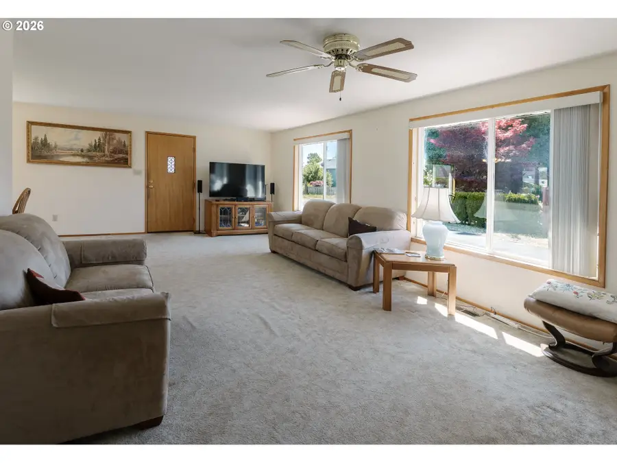38897 NW 2nd Ave, Scio, OR 97374 - #2