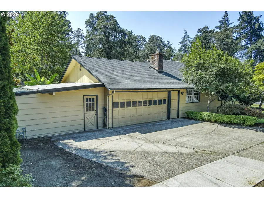 1865 Tabor St, Eugene, OR 97401 - #3