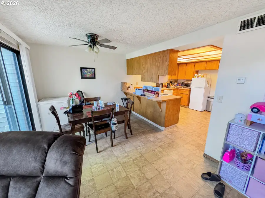 11912 SE 7th St, Vancouver, WA 98683 - #3