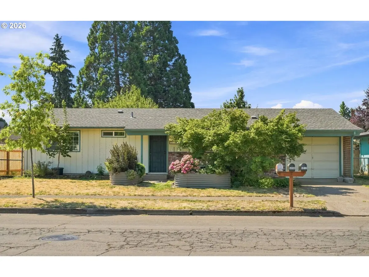 5229 F St, Springfield, OR 97478 - #1