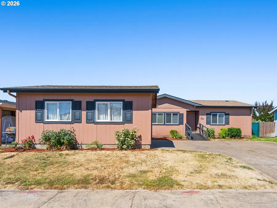 11105 Main St Ne #29, Donald, OR 97020 - #2