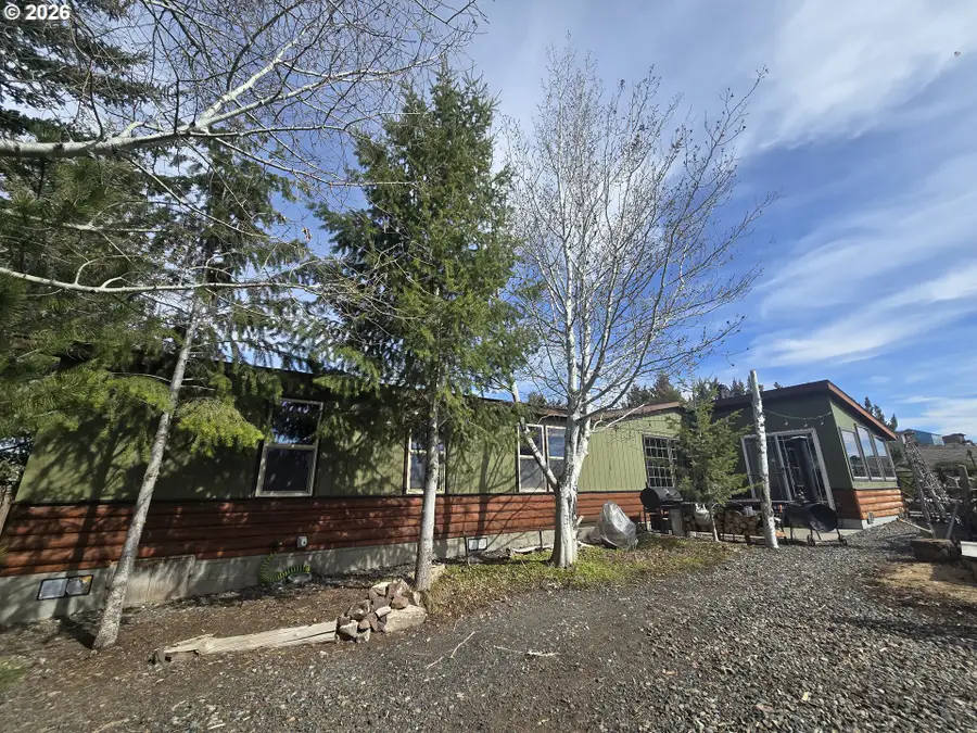 704 Residence St, Enterprise, OR 97828 - #3