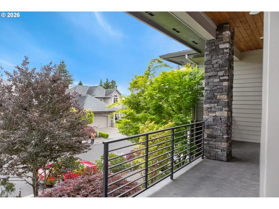 721 SW 68th Ter, Portland, OR 97225 - #3