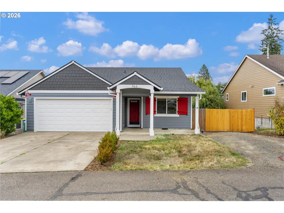 966 4th Ave, Vernonia, OR 97064 - #1