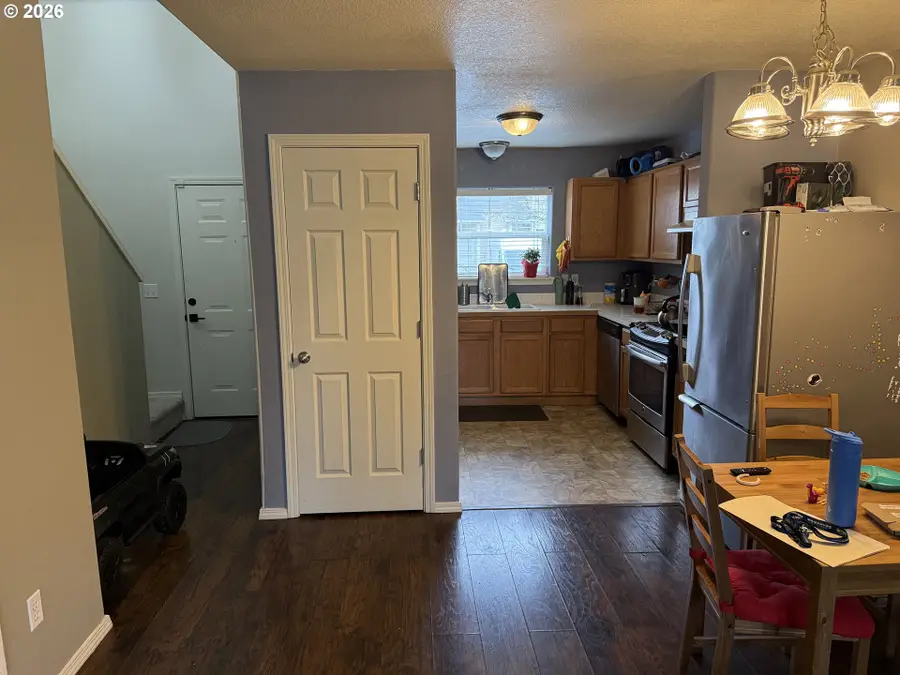 19155 SE Yamhill St #17, Portland, OR 97233 - #3