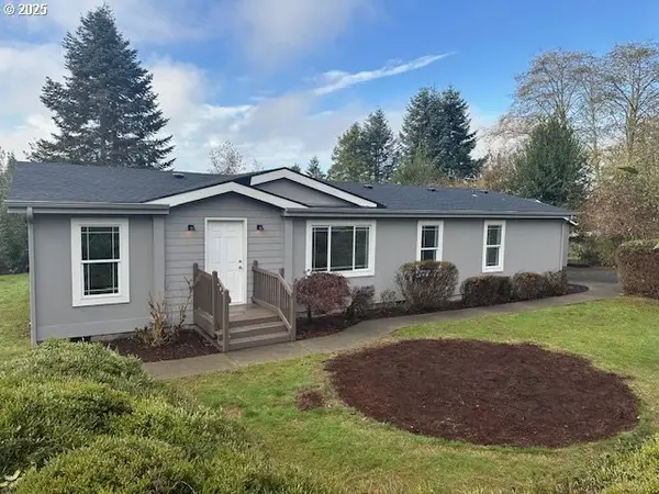 307 E State Route 4, Cathlamet, WA 98612
