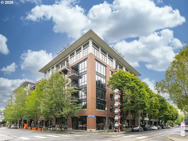 1030 NW Johnson St #201, Portland, OR 97209
