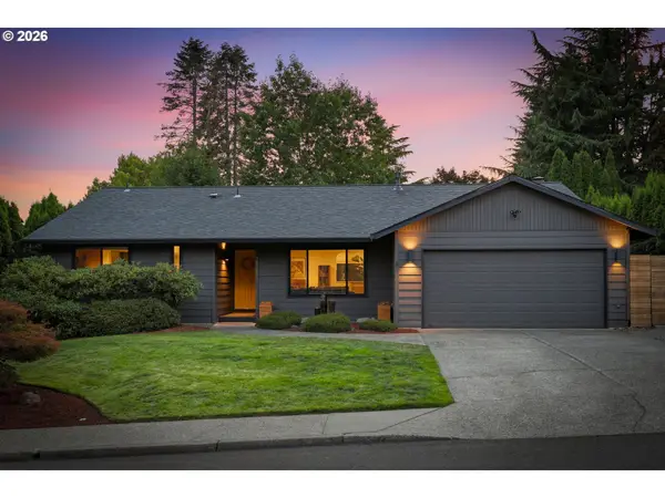 12163 SE 105th Dr, HappyValley, OR 97086