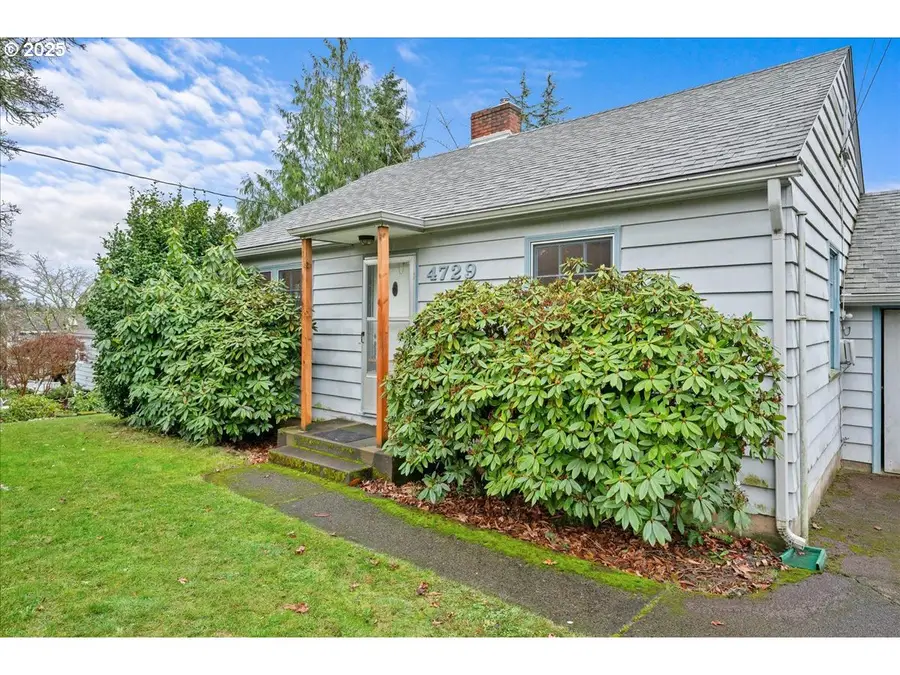 4729 SW 31st Dr, Portland, OR 97239 - Image #2