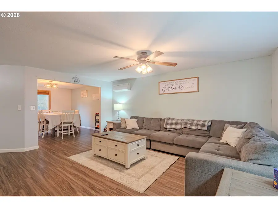 1965 Blacktail Ln, Woodland, WA 98674 - #2