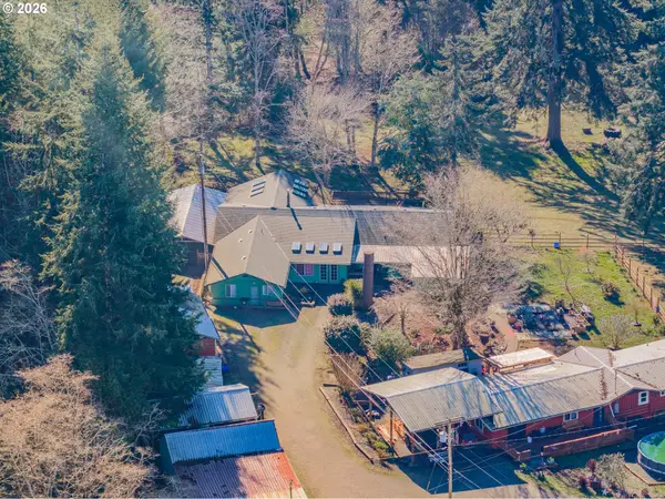 93496 Easy Ln, CoosBay, OR 97420