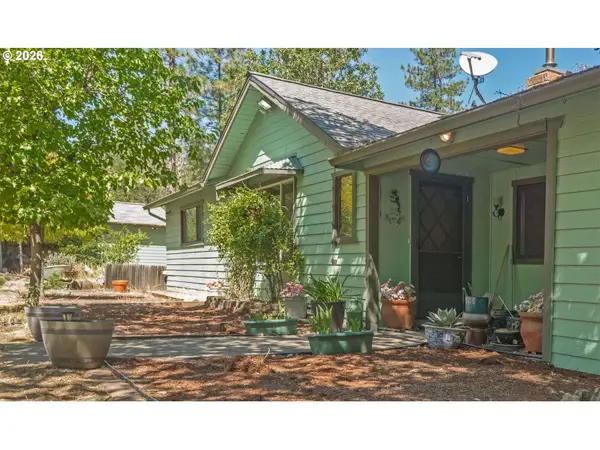 120 Ken Rose Ln, CaveJunction, OR 97523