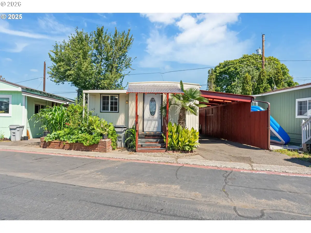 8951 SE Fuller Rd #7, Happy Valley, OR 97086 - #1