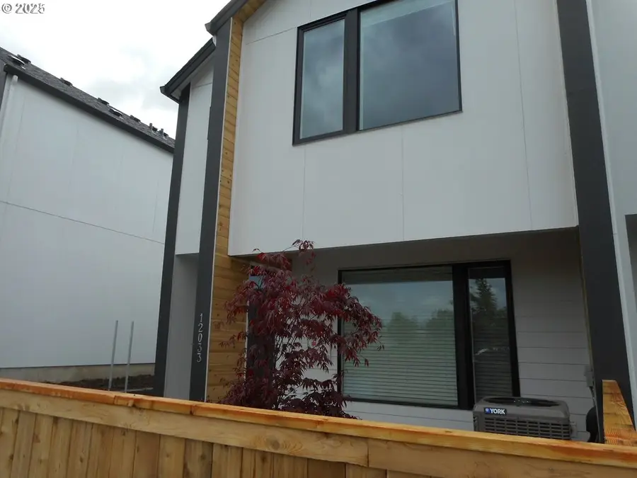 12033 SE 5th St, Vancouver, WA 98683 - Image #3