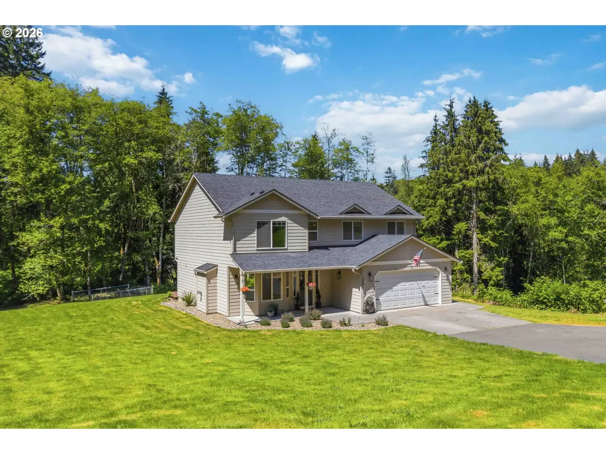 208 Salmonberry Ln, Longview, WA 98632 - #1