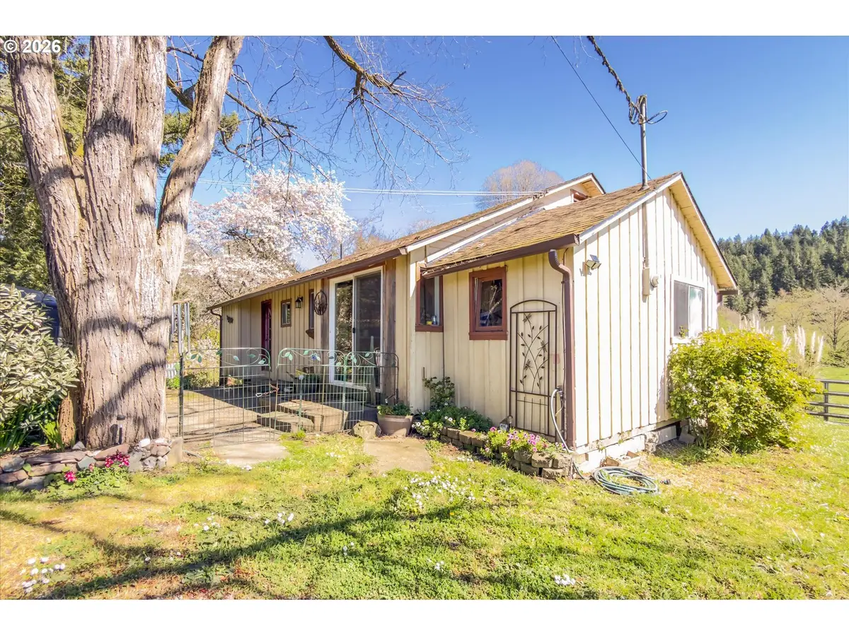 14982 Highway 42, Myrtle Point, OR 97458 - #1