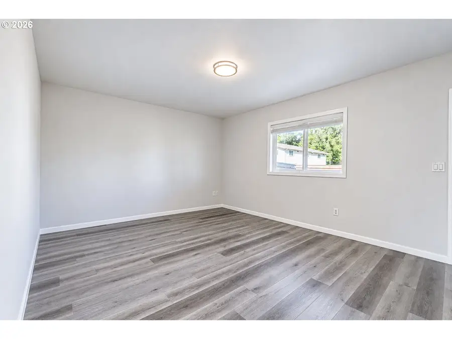 790 St Charles St, Eugene, OR 97402 - #3