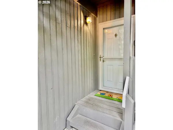 44 Eagle Crest Dr, LakeOswego, OR 97035