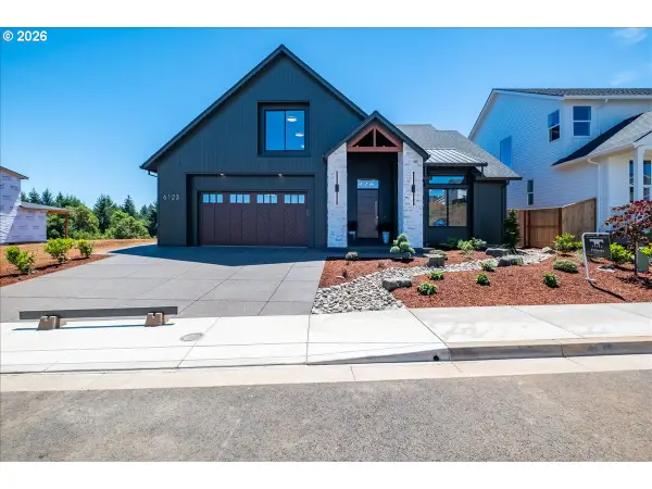 6123 Evangelista St S, Salem, OR 97306