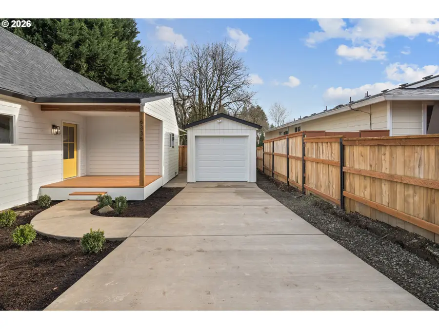 6335 Caufield St, Northwest Clackamas, OR 97068 - Image #3