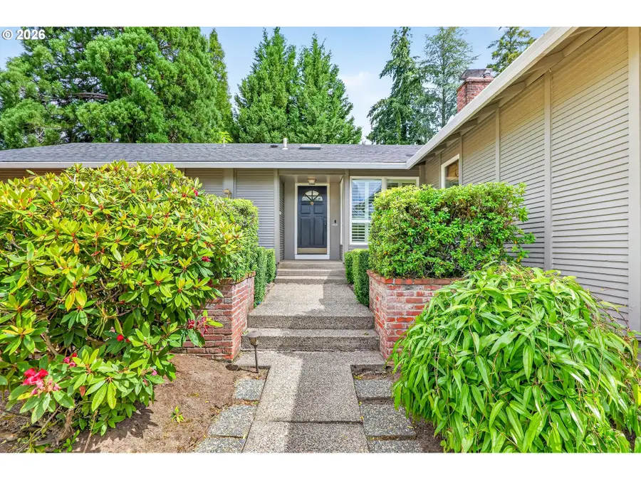 14775 NW Oakhills Dr, Beaverton, OR 97006 - #2