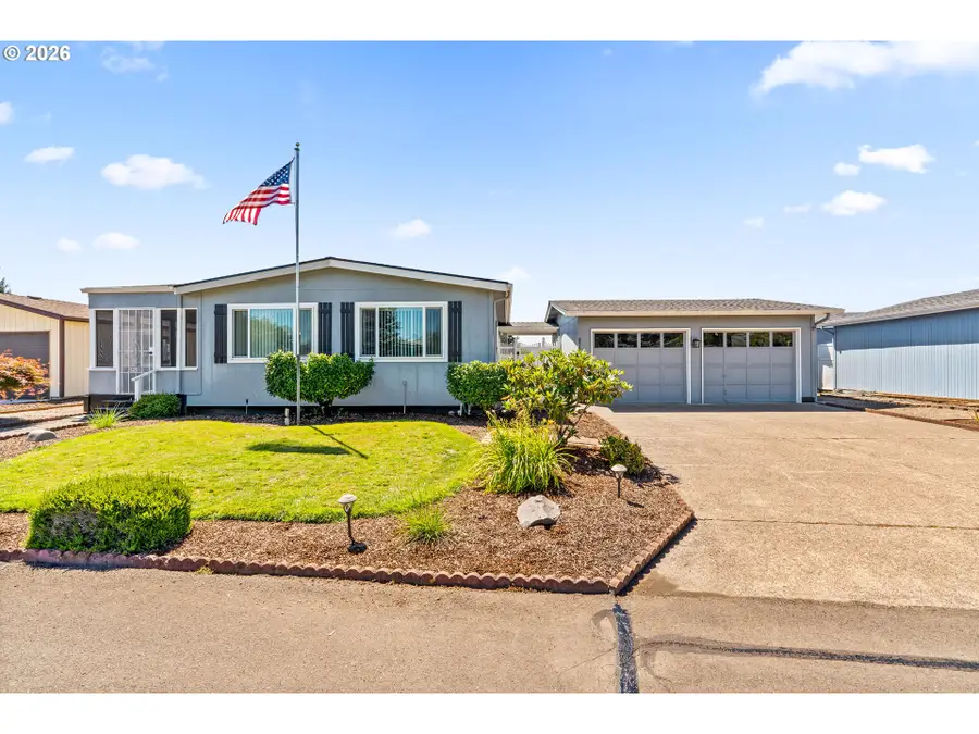 85676 Manchester Ln, Eugene, OR 97405 - #2