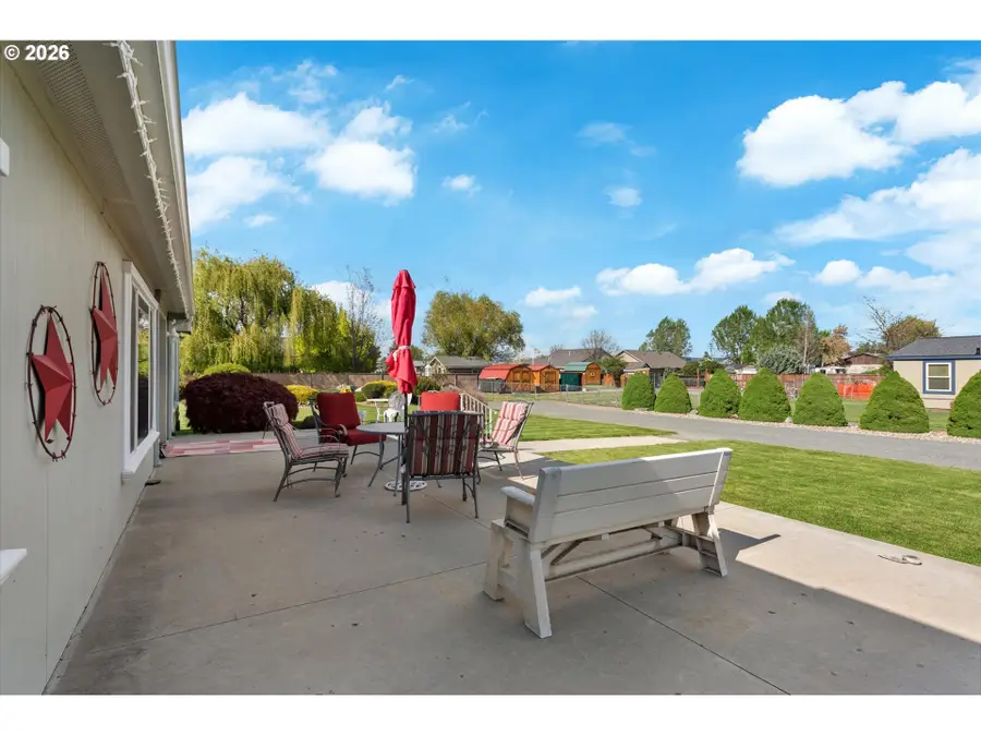 960 1/2 H St, Baker City, OR 97814 - #3