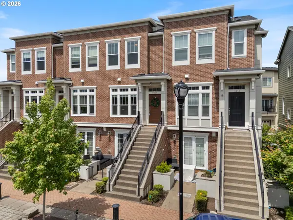 11449 SW Mont Blanc St, Wilsonville, OR 97070