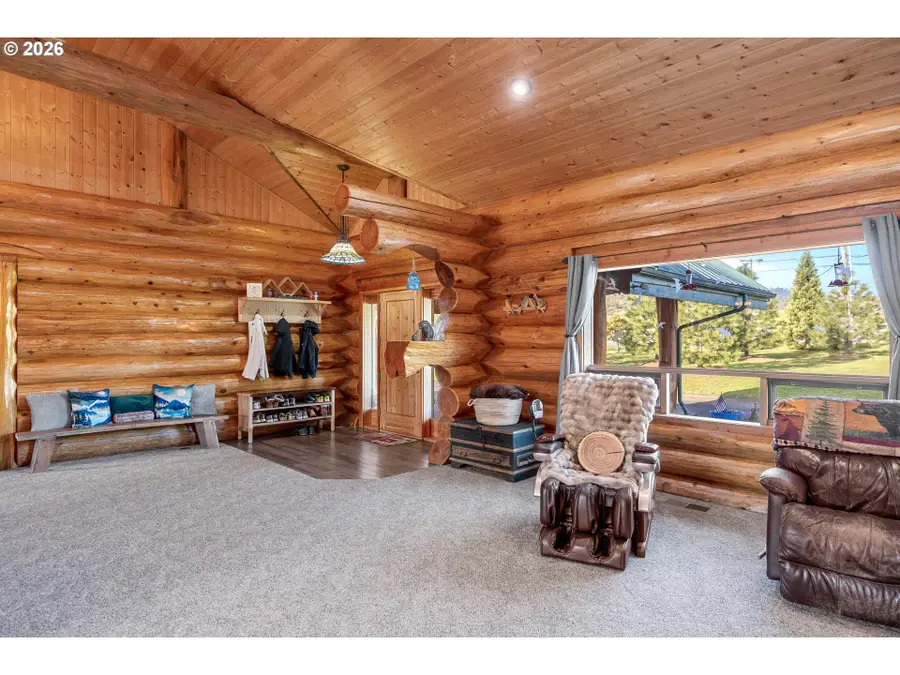 125 Kestrel Ln, Roseburg, OR 97471 - #3