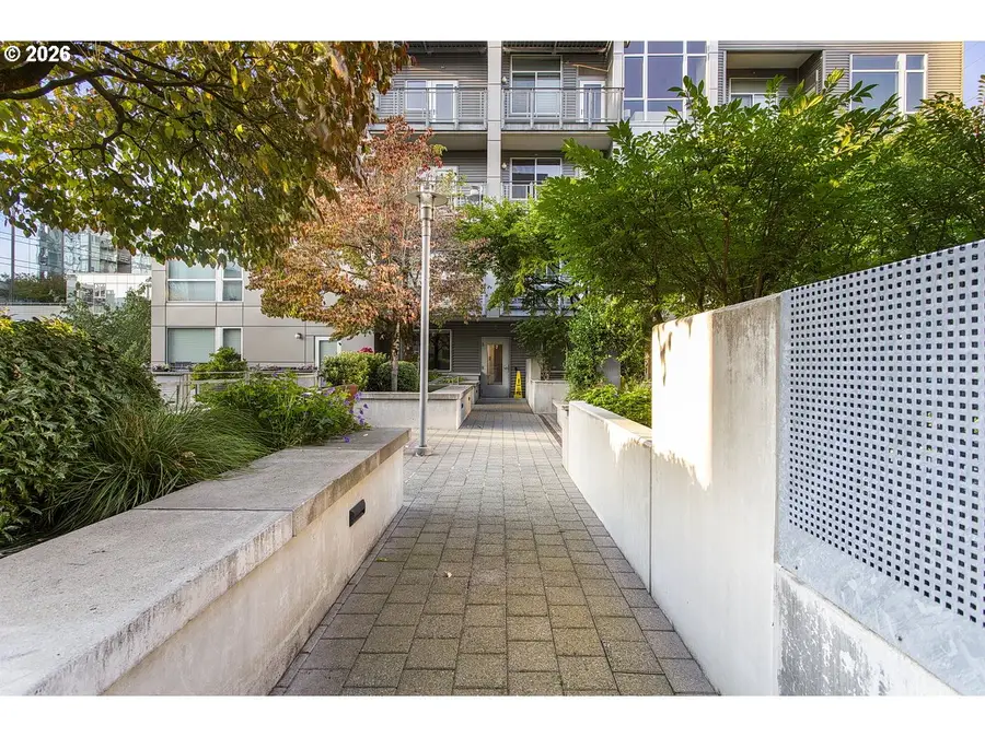 1125 NW 9th Ave #410, Portland, OR 97209 - #2