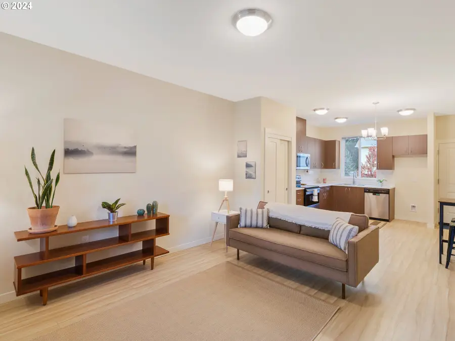 10827 E Burnside St, Portland, OR 97216 - #3