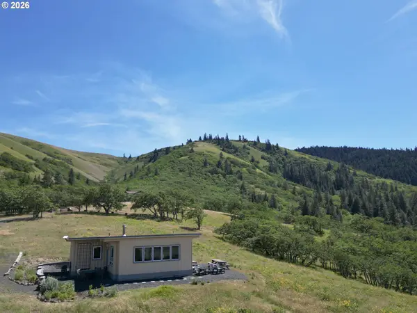 118 S Prairie Rd, Lyle, WA 98635