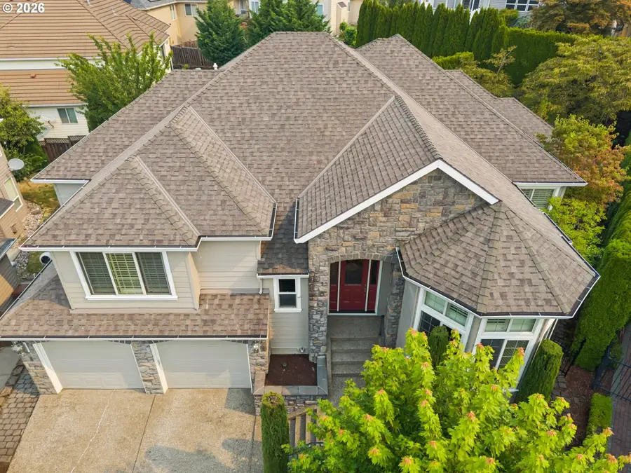 9506 SE Hunters Bluff Ave, Northwest Clackamas, OR 97086 - #2