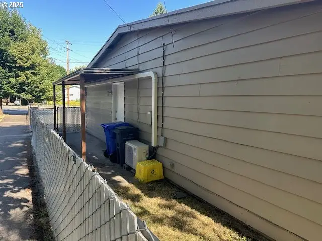 9212 N Saint Louis Ave, Portland, OR 97203 - #3