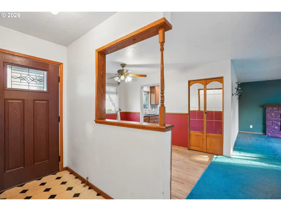 345 NE 199th Ave, Portland, OR 97230 - #3