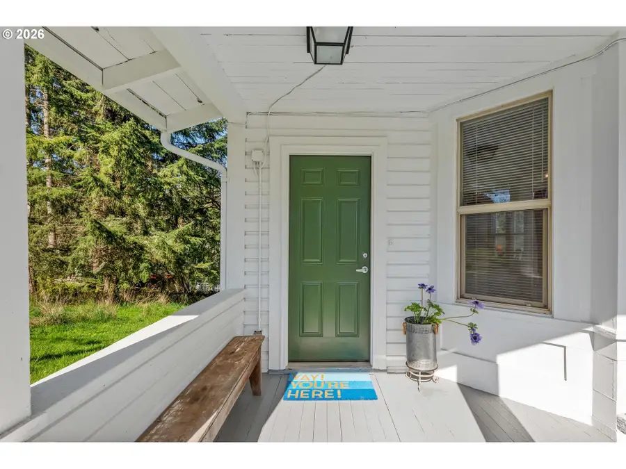 240 Bryant St, Clatskanie, OR 97016 - #3