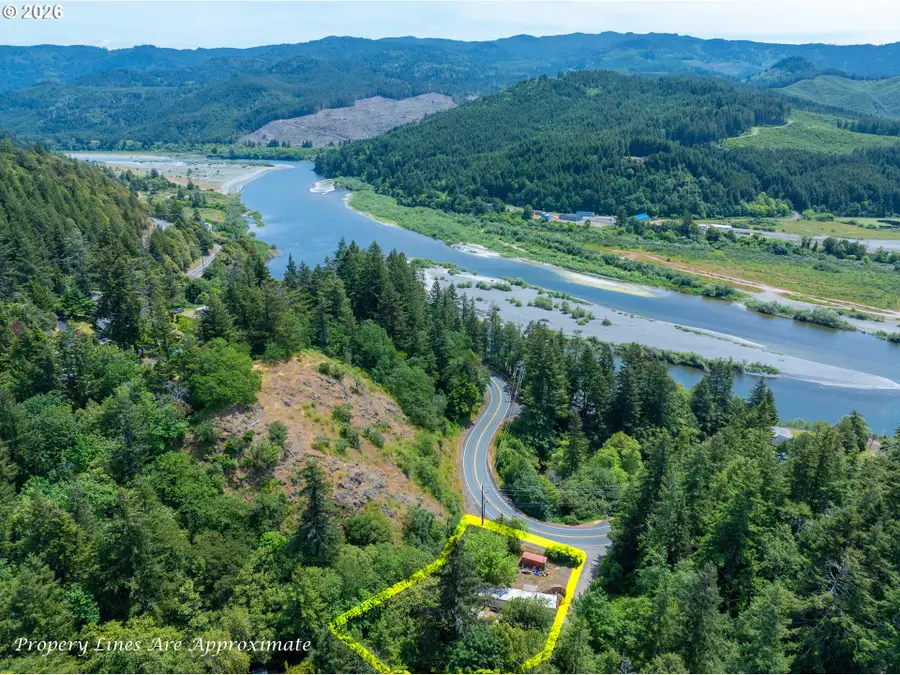95755 N Bank Rogue River Rd, Gold Beach, OR 97444 - #2