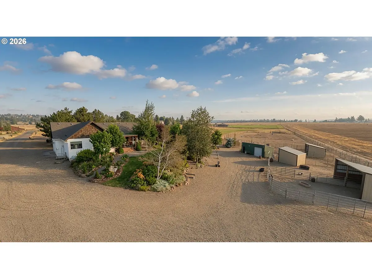 998 NE Brown Dr, Madras, OR 97741 - #1
