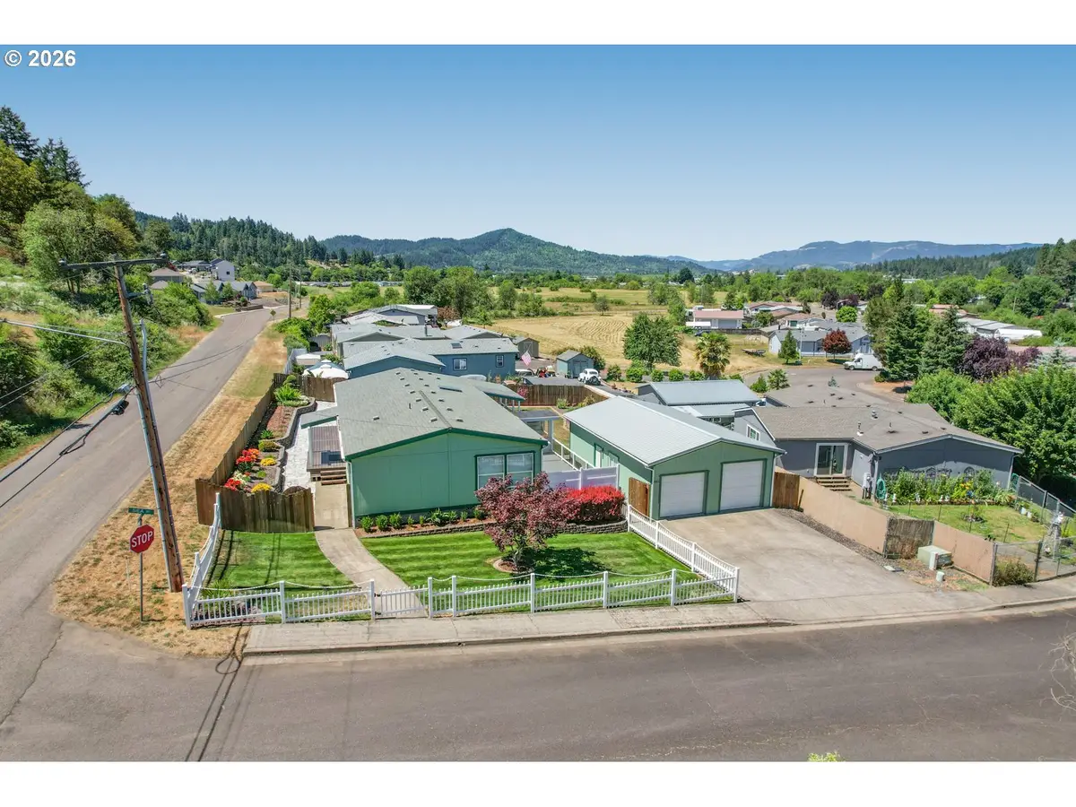 845 Sea St, Sutherlin, OR 97479 - #1