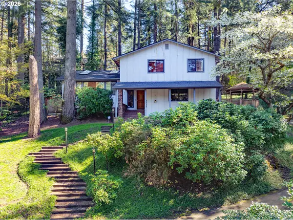 2040 Dogwood Dr, Eugene, OR 97405