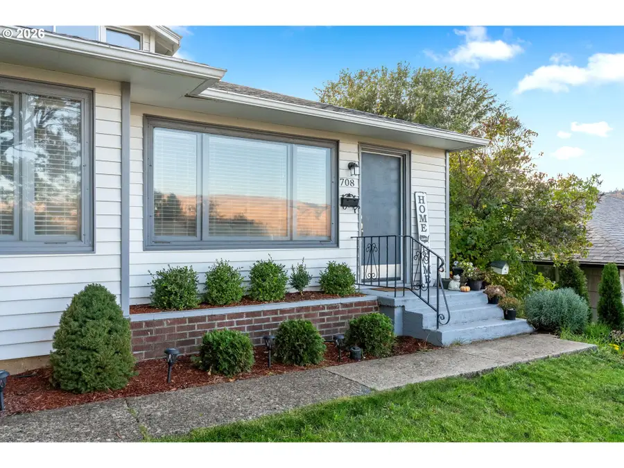 708 W 15th St, The Dalles, OR 97058 - Image #3