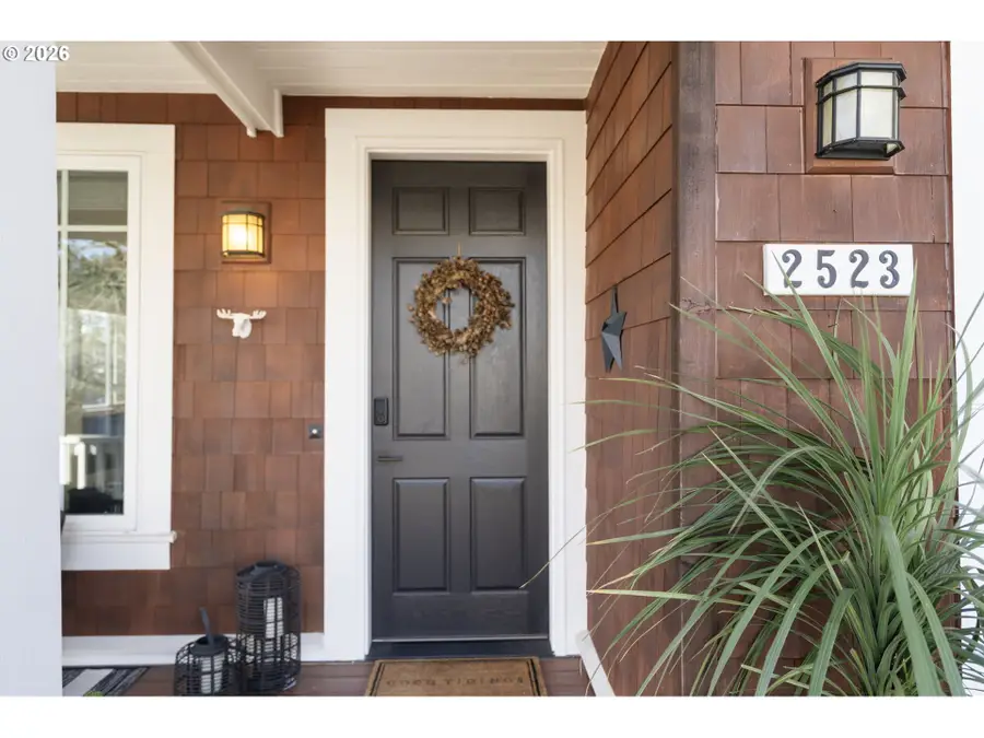 2523 NW Marsden Pl, Portland, OR 97229 - Image #3