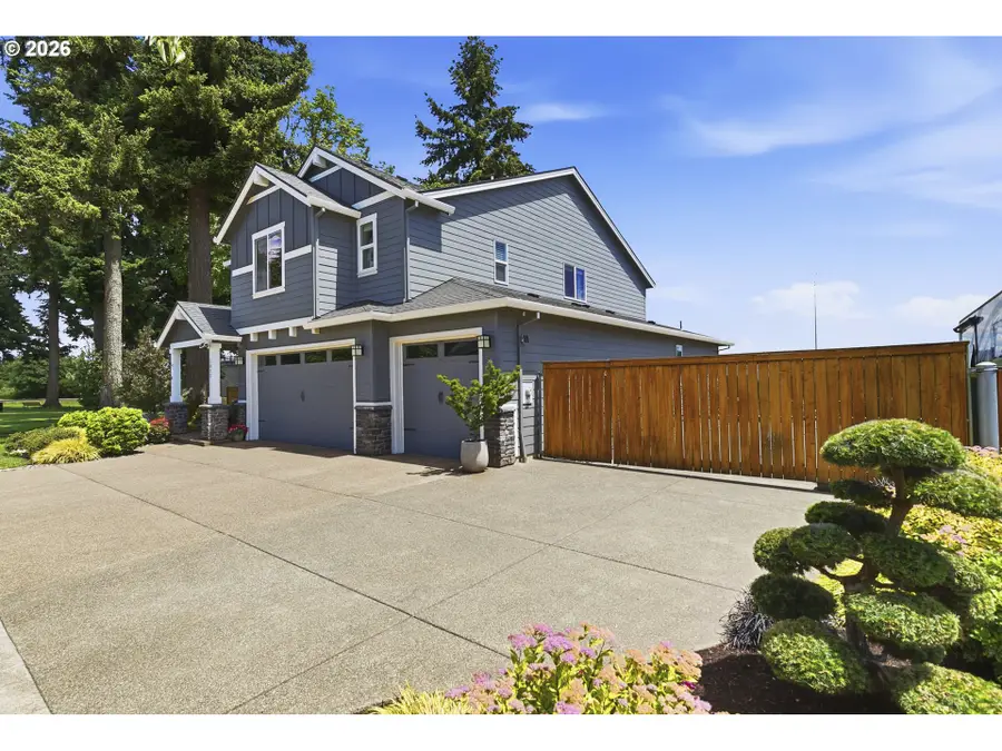 1032 S Willow St, Canby, OR 97013 - #3