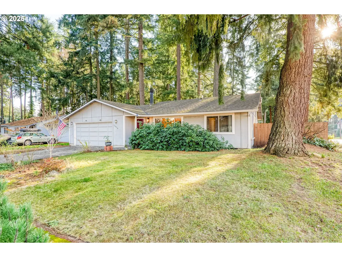 16016 NE Everett Ct, Portland, OR 97230 - Image #1