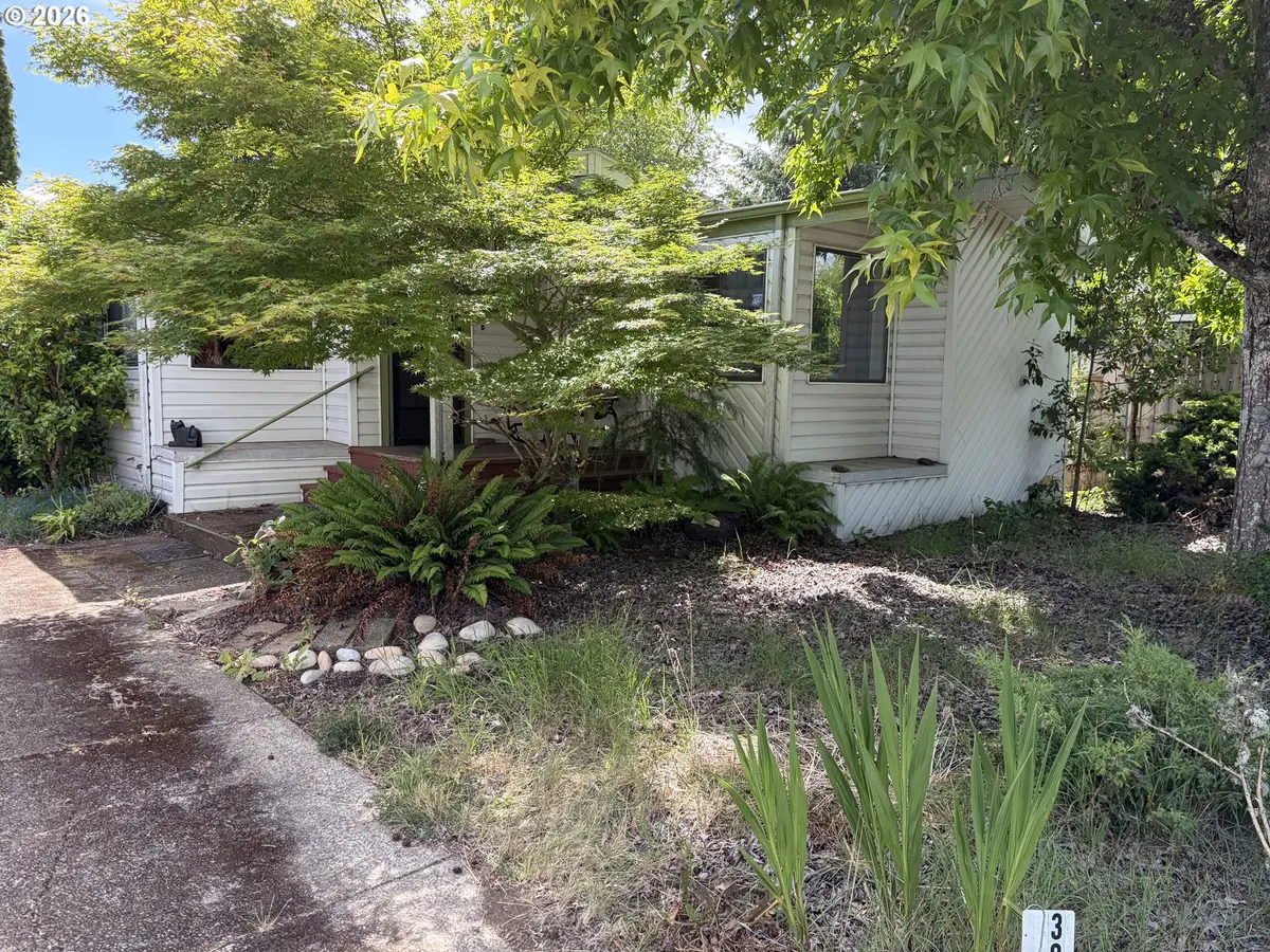 3083 Stapp Dr, Eugene, OR 97408 - #1